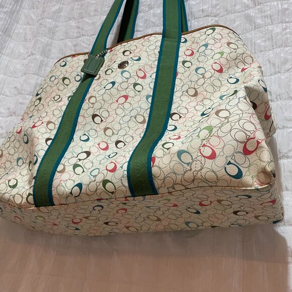 NWOT Coach Signature C XL tote bag - Picture 2 of 7